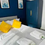 Feriehus Chic 5 Bedroom House With Private Parking & Garden *