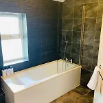 Chic 5 Bedroom House With Private Parking & Garden Feriehus Bristol
