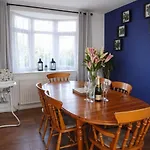 Chic 5 Bedroom House With Private Parking & Garden Σπίτι διακοπών Μπρίστολ