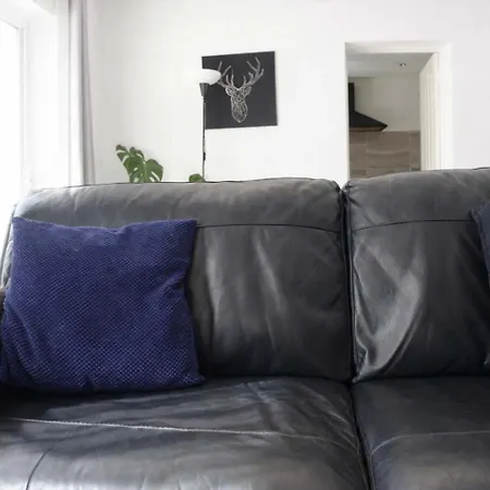 Chic 5 Bedroom House With Private Parking & Garden * 브리스틀