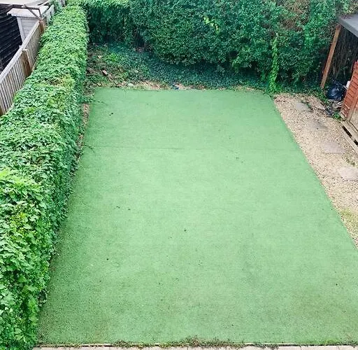 Feriehus Chic 5 Bedroom House With Private Parking & Garden *