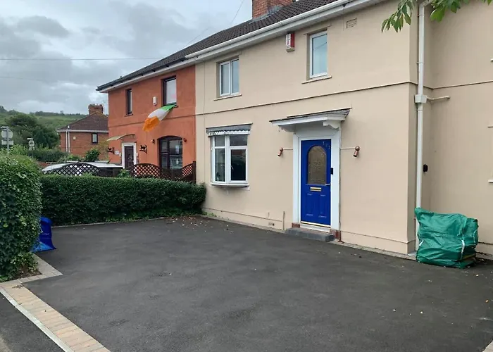 Feriehus Chic 5 Bedroom House With Private Parking & Garden Bristol